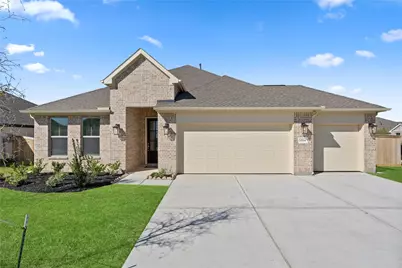 1524 Apache Heights Drive, Dayton, TX 77535 - Photo 3