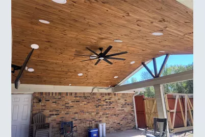 402 Lyndale Drive, Highlands, TX 77562 - Photo 23