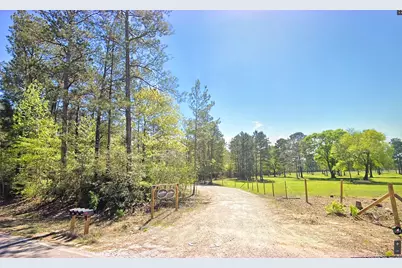 17040 E William Road, Conroe, TX 77303 - Photo 11