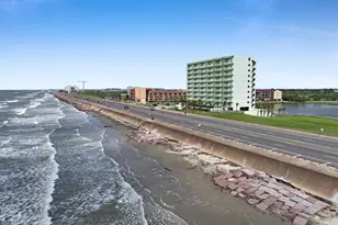 9420 Seawall Blvd, Galveston, TX 77554 - Photo 15