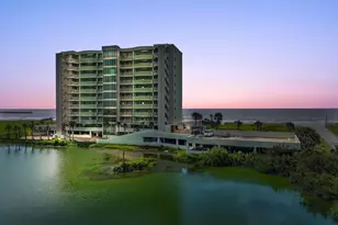 9420 Seawall Blvd, Galveston, TX 77554 - Photo 3