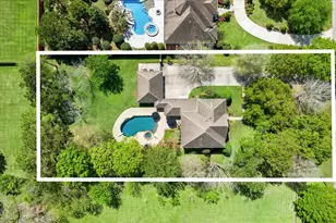 805 Murphy Ln, Friendswood, TX 77546 - Photo 1