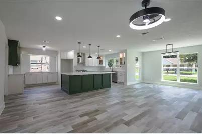 2111 Wycliffe Drive, Houston, TX 77043 - Photo 11