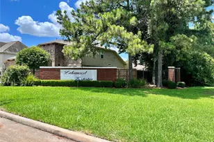 202 Almond Dr, Baytown, TX 77520 - Photo 1