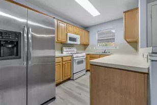 914 Purdy St, Brookshire, TX 77423 - Photo 3