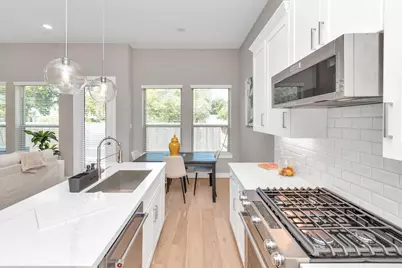 305 Queen Sude Lane, Houston, TX 77091 - Photo 13