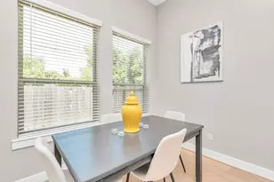 305 Queen Sude Ln, Houston, TX 77091 - Photo 5