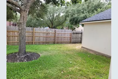16215 Waiting Spring Circle, Houston, TX 77095 - Photo 19