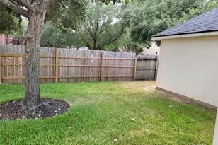 16215 Waiting Spring Cir, Houston, TX 77095 - Photo 19