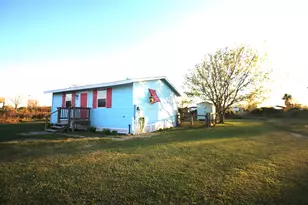 1061 O' Neil Rd, Crystal Beach, TX 77650 - Photo 13