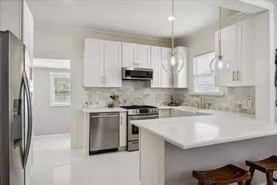 2231 Singleton Street, Houston, TX 77008 - Photo 9