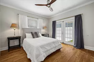 2231 Singleton St, Houston, TX 77008 - Photo 13