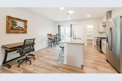 13 Hafer Street, Baytown, TX 77520 - Photo 9
