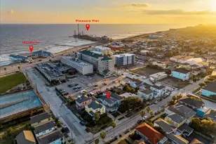 2207 Bernardo De Galvez, Galveston, TX 77550 - Photo 47