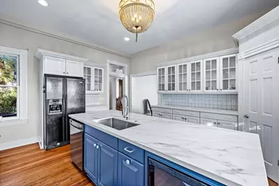 2207 Bernardo De Galvez, Galveston, TX 77550 - Photo 27