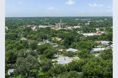 401 Bowie Street, Hallettsville, TX 77964 - Photo 45