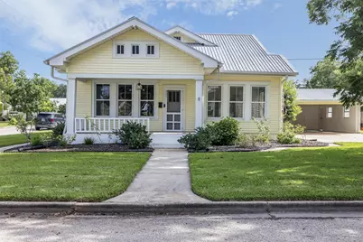 401 Bowie Street, Hallettsville, TX 77964 - Photo 1