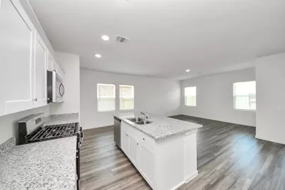 10315 Malta Trace Drive #B, Rosharon, TX 77583 - Photo 13