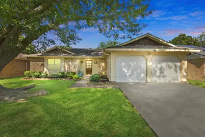 2816 Pickett Drive, League City, TX 77573 - Photo 1