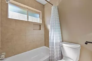 2816 Pickett Dr, League City, TX 77573 - Photo 29