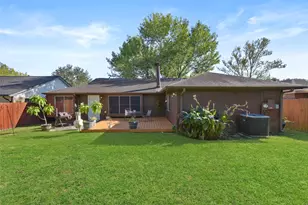 2816 Pickett Dr, League City, TX 77573 - Photo 33