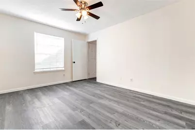 9700 Leawood Boulevard #201, Houston, TX 77099 - Photo 13
