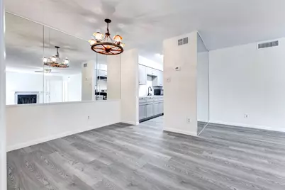9700 Leawood Boulevard #201, Houston, TX 77099 - Photo 7