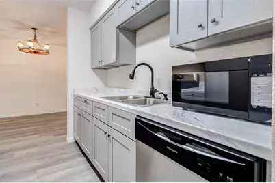 9700 Leawood Boulevard #201, Houston, TX 77099 - Photo 9