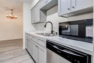 9700 Leawood Blvd, Houston, TX 77099 - Photo 9