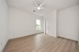 431 Neyland St, Houston, TX 77022 - Photo 23