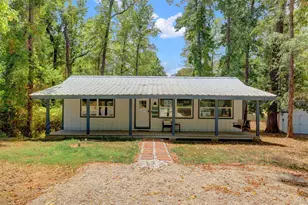 261 Commodore Dr, Livingston, TX 77351 - Photo 13