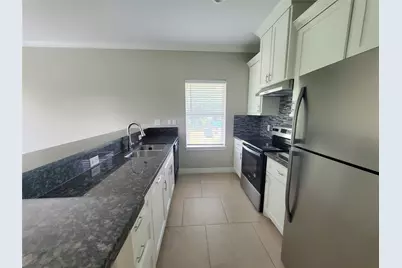 501 E Davis Street #1, Conroe, TX 77301 - Photo 5