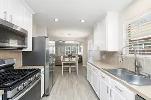 2435 Colonial Springs Ln, Spring, TX 77386 - Photo 5