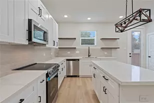 7709 Avenue L, Houston, TX 77012 - Photo 9