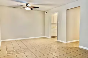 9410 Grannis St, Houston, TX 77075 - Photo 3
