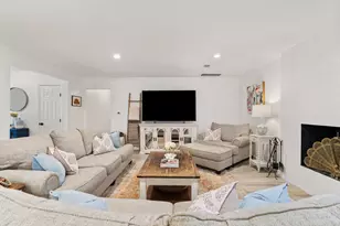 10619 Cranbrook Rd, Houston, TX 77042 - Photo 7