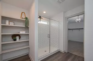 14519 Sweetwater Dr, Baytown, TX 77523 - Photo 29