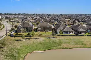 2304 Dolan Falls Ln, Pearland, TX 77089 - Photo 9
