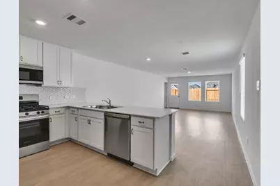 21603 Willow River Canyon, Waller, TX 77484 - Photo 3