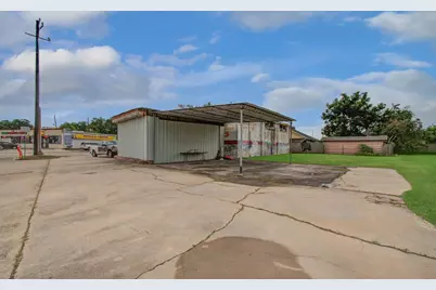 1701 Lee Drive, Baytown, TX 77520 - Photo 21