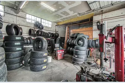 1701 Lee Drive, Baytown, TX 77520 - Photo 11