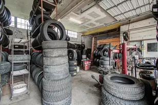 1701 Lee Dr, Baytown, TX 77520 - Photo 17