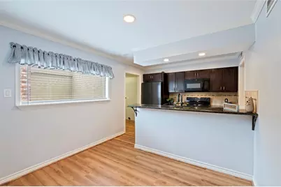 3 Dorado Drive, Friendswood, TX 77546 - Photo 9