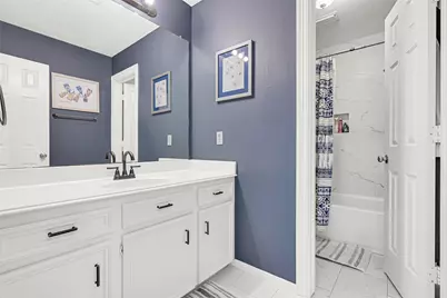 1211 Ridgewood Place, Houston, TX 77055 - Photo 17