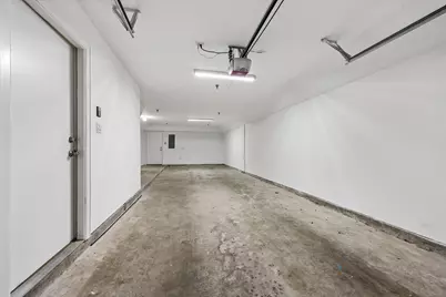 2710 Hullsmith Drive #1104, Houston, TX 77063 - Photo 11