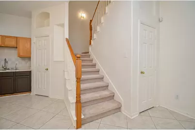 2710 Grants Lake Boulevard #I-4, Sugar Land, TX 77479 - Photo 11