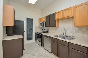 2710 Grants Lake Blvd, Sugar Land, TX 77479 - Photo 17