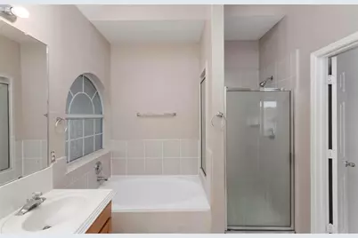 10115 Cottonwood Canyon Drive, Houston, TX 77095 - Photo 13