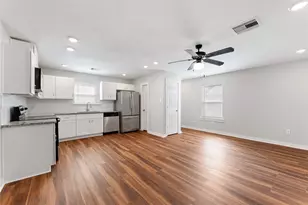 8617 Clarington St, Houston, TX 77016 - Photo 5