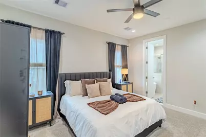 240 Julia Street #D, Houston, TX 77022 - Photo 9